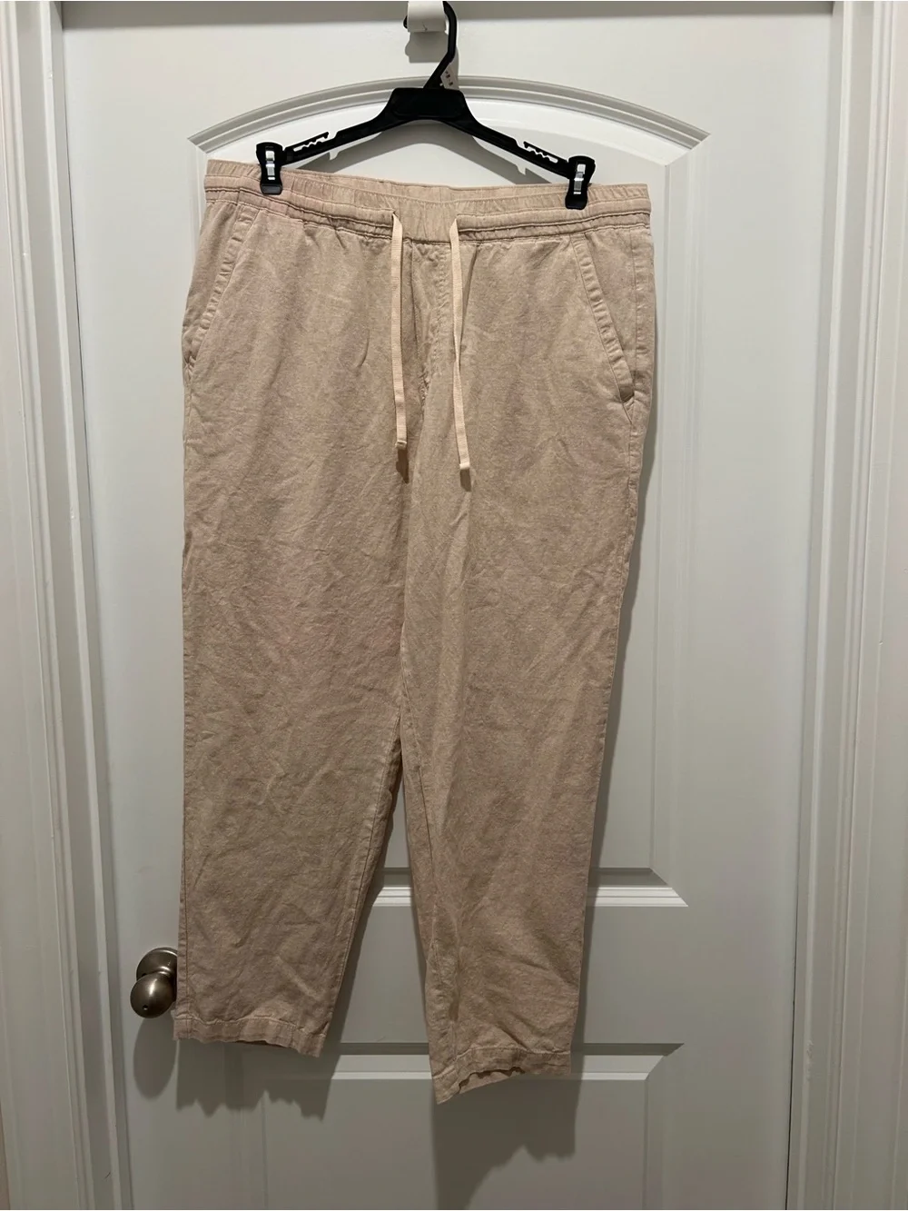 Zara Men's Drawstring Joggers in Light Beige